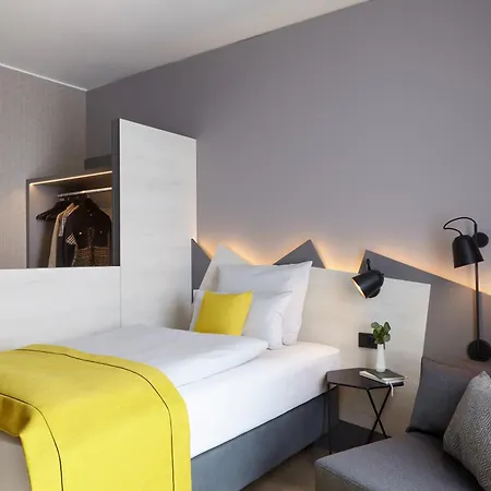 Aparthotel Candlewood Airport By Ihg Dusseldorf