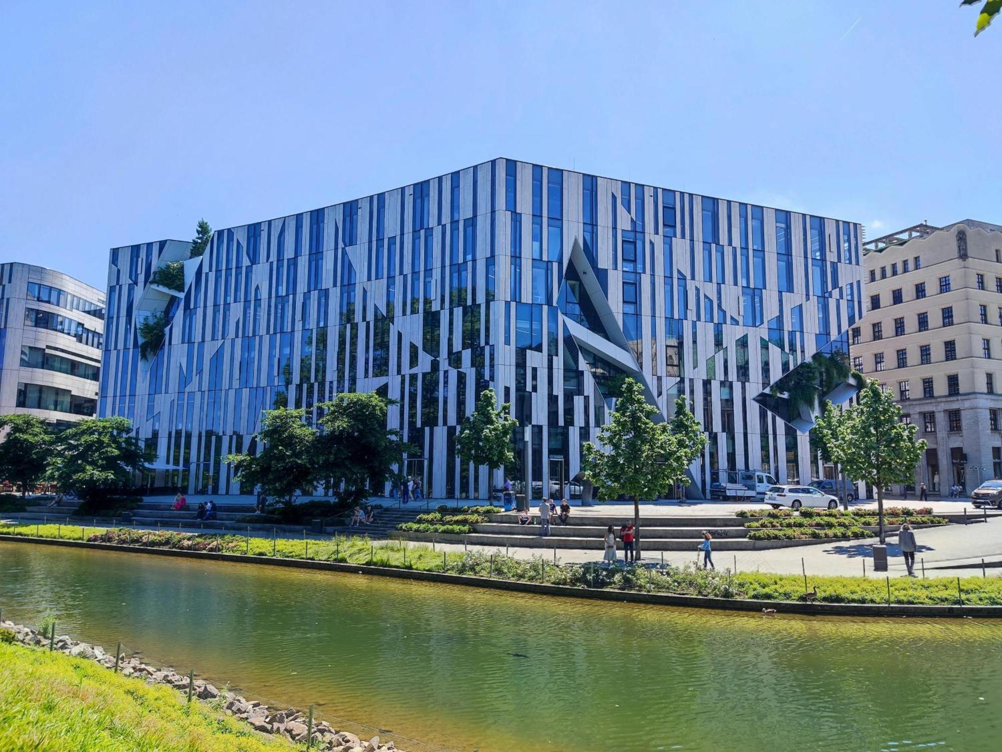 Candlewood Airport By Ihg Dusseldorf